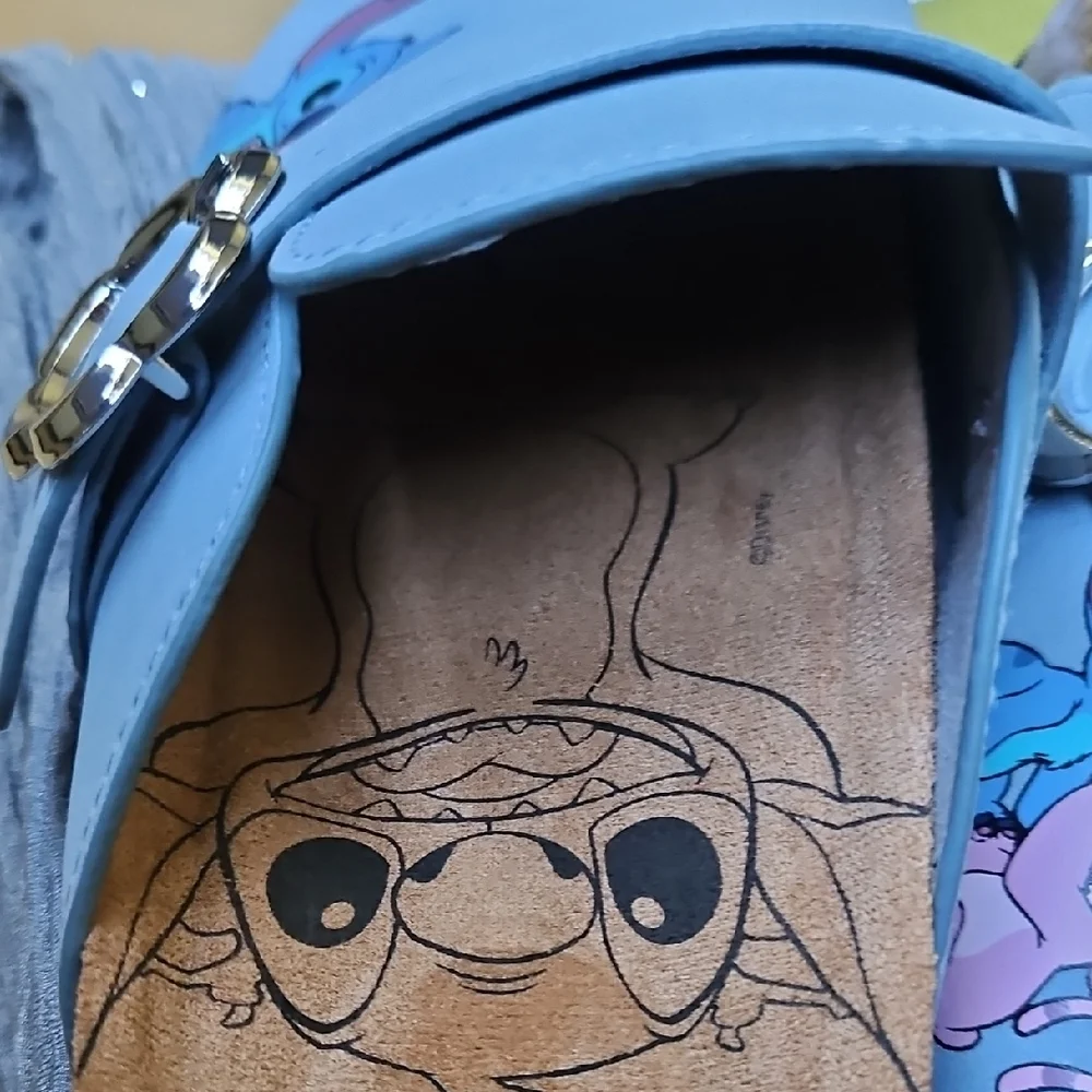 Disney Lilo&Stitch Footbed Clogs - Picture 11 of 16